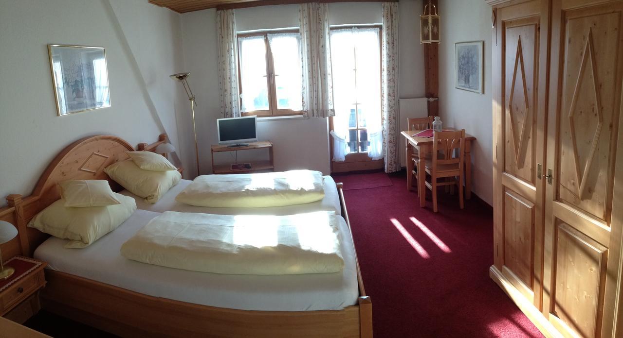 Hotel Maier Garni 加爾米施-帕滕基興 外观 照片